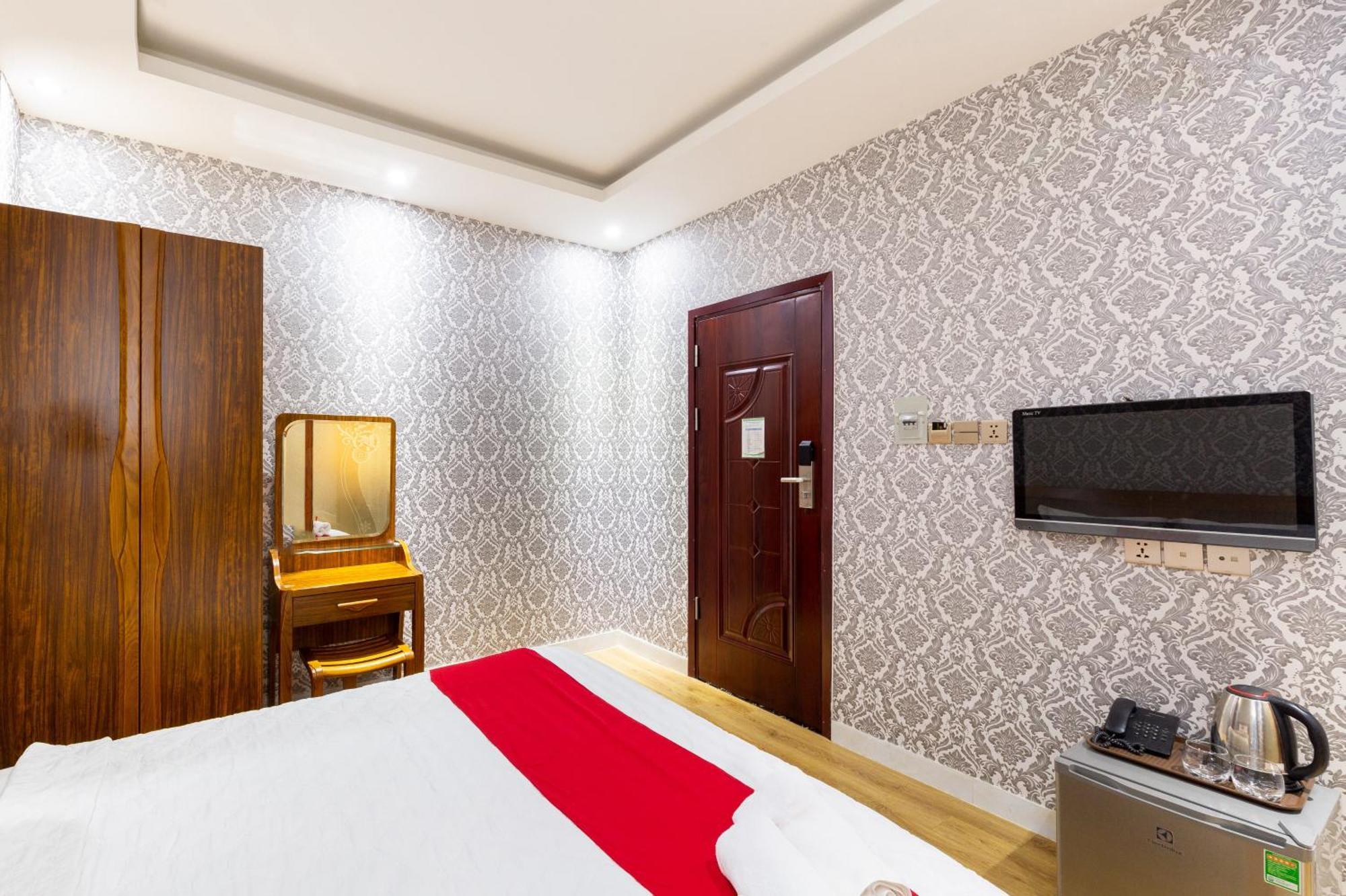 Spring Airport Hotel Ho Chi Minh-stad Buitenkant foto